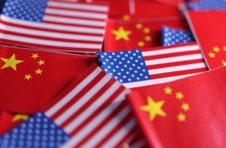 Mỹ giữ thuế chip Trung Quốc ở mức 0%, lên kế hoạch áp thuế từ năm 2027