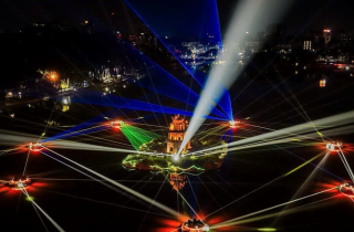 Rực rỡ không gian chiếu sáng nghệ thuật Hồ Gươm - Tháp Rùa