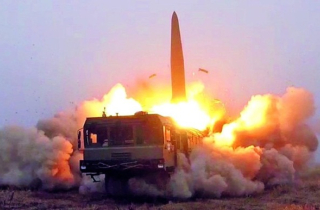 Phương Tây đưa quân áp sát, Nga điều ngay siêu vũ khí đến Belarus