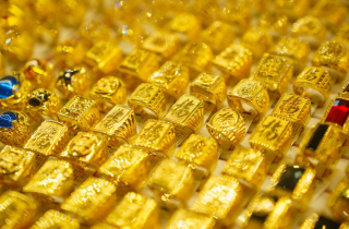 Vàng giảm sau phiên tăng kỷ lục: Khoảng lặng hay rủi ro 'bỏng tay'?