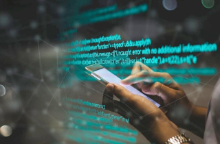 Căng thẳng leo thang giữa hai bờ Đại Tây Dương