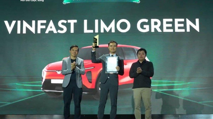VinFast Limo Green đoạt giải 'Ô tô của năm phân khúc MPV phổ thông'