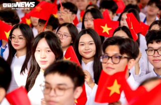 Miễn học phí công lập toàn quốc: Dấu mốc lịch sử của ngành giáo dục năm 2025