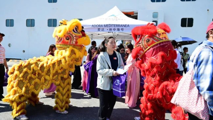 Huế, Quảng Trị đón lượng lớn du khách trong kỳ nghỉ Tết Dương lịch