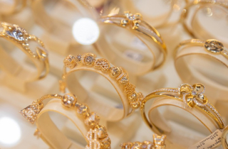 Giá vàng hôm nay 5/1: Bật tăng trở lại