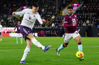 Kết quả Ngoại Hạng Anh: Sesko ghi 2 bàn, Man Utd không thắng được đội áp chót