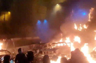 Bạo loạn bùng phát khắp Iran, biểu tình bước sang tuần thứ hai