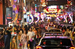 Nước châu Á sắp vượt Đức trở thành nền kinh tế lớn thứ 3 thế giới: Tăng trưởng thần tốc nhưng vẫn... không giàu