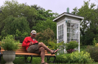 Chuyện chưa kể về bốt điện thoại lạ kỳ bậc nhất thế giới