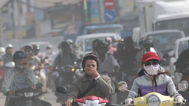 Người dân Thủ đô kỳ vọng kiểm soát phát thải giao thông sẽ giúp giảm ô nhiễm