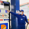 Giá các loại xăng dầu cùng tăng, RON95 tăng hơn 200 đồng/lít