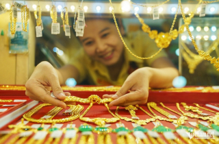 Vàng tăng 'không tưởng', đà bứt phá còn kéo dài