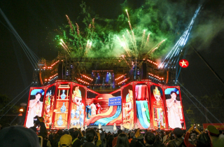 Hà Nội rực rỡ đêm Hòa nhạc ánh sáng