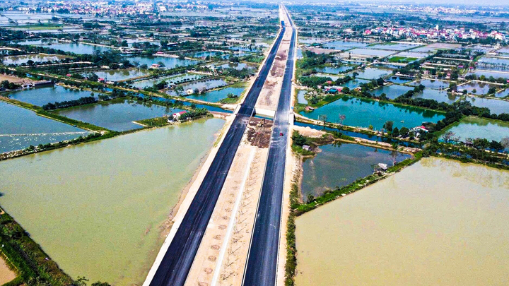 Toàn cảnh các dự án giao thông trọng điểm ở Hà Nội đồng loạt thông xe trước Tết