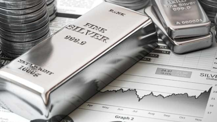 Giá bạc tiếp tục lao dốc: Chốt lời hay tháo chạy?