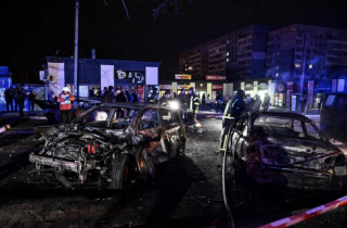 Nga tiếp tục không kích Ukraine trước thềm đàm phán 3 bên