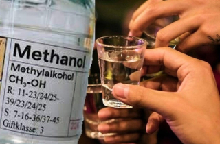 Nguy cơ viêm tụy cấp do rượu bia dịp Tết và dấu hiệu nhận biết