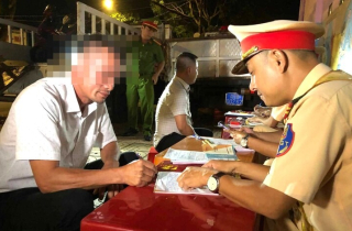 Uống rượu bia sau 24 giờ có hết nồng độ cồn?