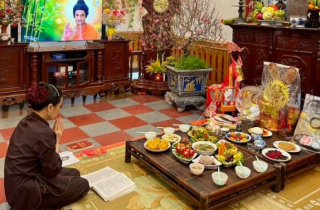 Cúng tất niên trước ngày ông Công ông Táo được không?