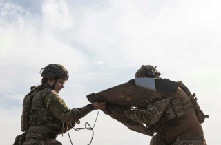 Ukraine đẩy mạnh xuất khẩu vũ khí